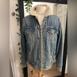 Old Navy Cream Sherpa Jacket